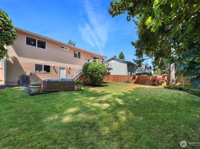 18109 56th Avenue W, Lynnwood WA 98037