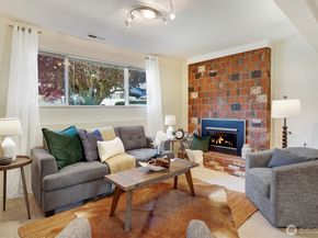 18109 56th Avenue W, Lynnwood WA 98037
