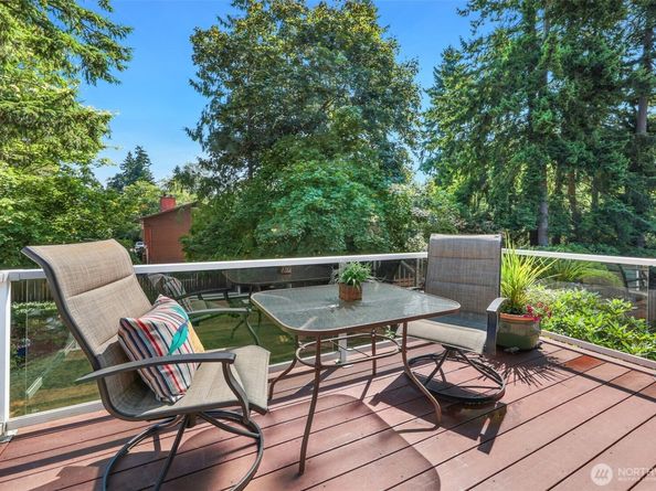 18109 56th Avenue W, Lynnwood WA 98037