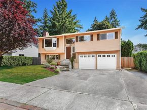 18109 56th Avenue W, Lynnwood WA 98037