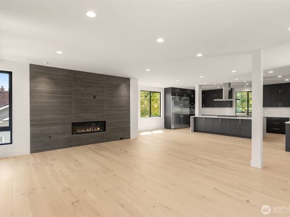 6833 36th Avenue NE, Seattle WA 98115
