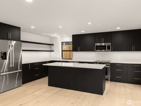 6833 36th Avenue NE, Seattle WA 98115