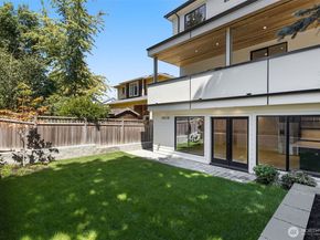 6833 36th Avenue NE, Seattle WA 98115