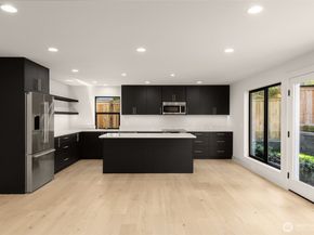 6833 36th Avenue NE, Seattle WA 98115
