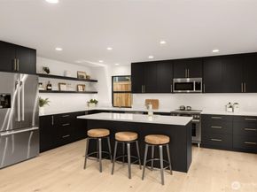 6833 36th Avenue NE, Seattle WA 98115