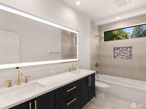 6833 36th Avenue NE, Seattle WA 98115