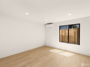 6833 36th Avenue NE, Seattle WA 98115