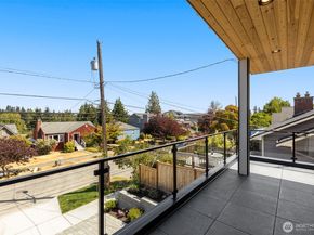 6833 36th Avenue NE, Seattle WA 98115