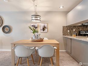 14435 NE 40th St B102, Bellevue WA 98007