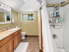9819 SW Dock Street, Vashon WA 98070