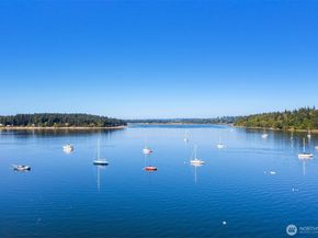 9819 SW Dock Street, Vashon WA 98070
