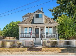 9819 SW Dock Street, Vashon WA 98070