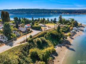 9819 SW Dock Street, Vashon WA 98070