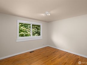 18150 60th Place NE, Kenmore WA 98028