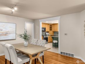 18150 60th Place NE, Kenmore WA 98028