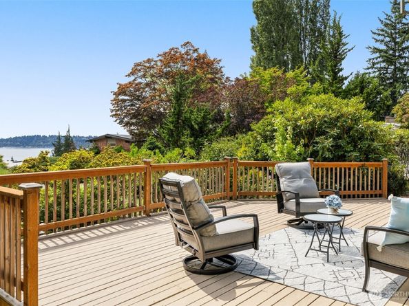 18150 60th Place NE, Kenmore WA 98028