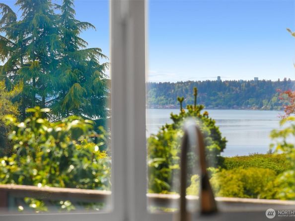 18150 60th Place NE, Kenmore WA 98028