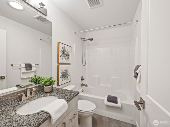 1478 159th Place NE, Bellevue WA 98008