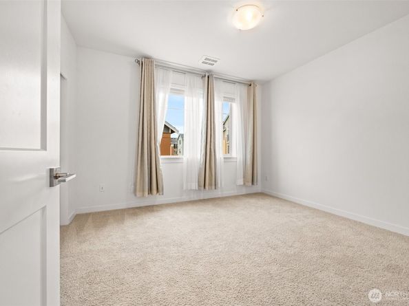 1478 159th Place NE, Bellevue WA 98008