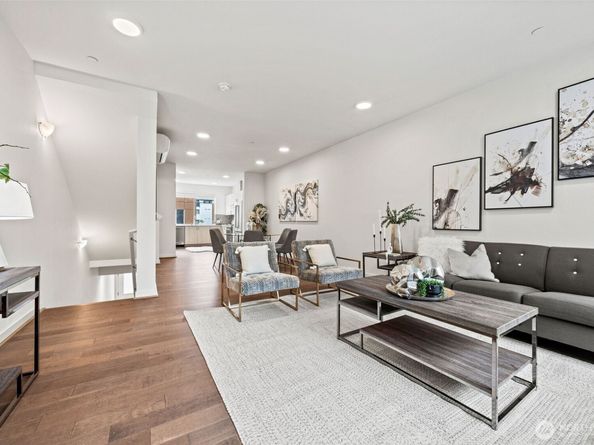 1478 159th Place NE, Bellevue WA 98008