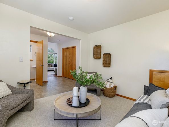 1523 114th Avenue SE, Lake Stevens WA 98258