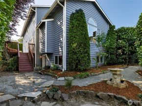 1523 114th Avenue SE, Lake Stevens WA 98258