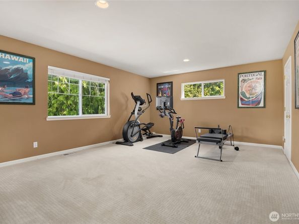 9437 NE Coral Court, Bainbridge Island WA 98110