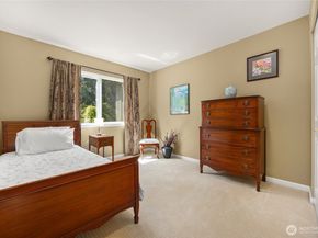 9437 NE Coral Court, Bainbridge Island WA 98110