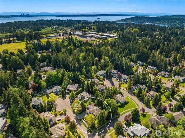 9437 NE Coral Court, Bainbridge Island WA 98110
