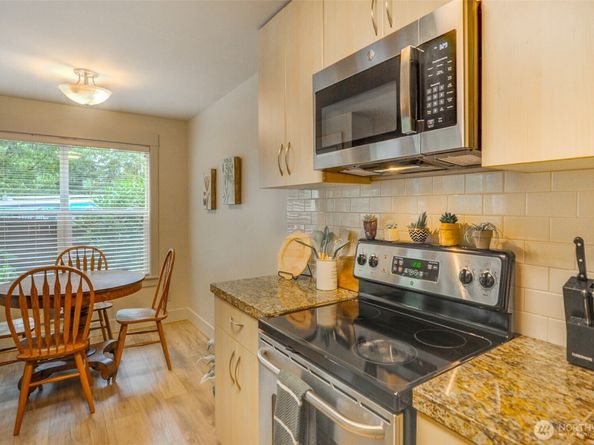 23015 Edmonds Way A103, Edmonds WA 98020