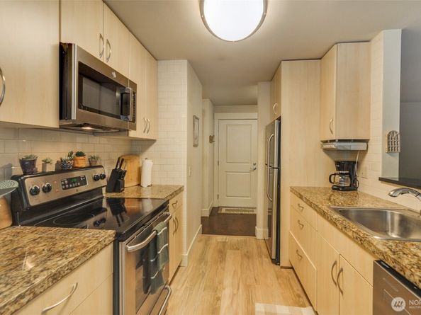23015 Edmonds Way A103, Edmonds WA 98020