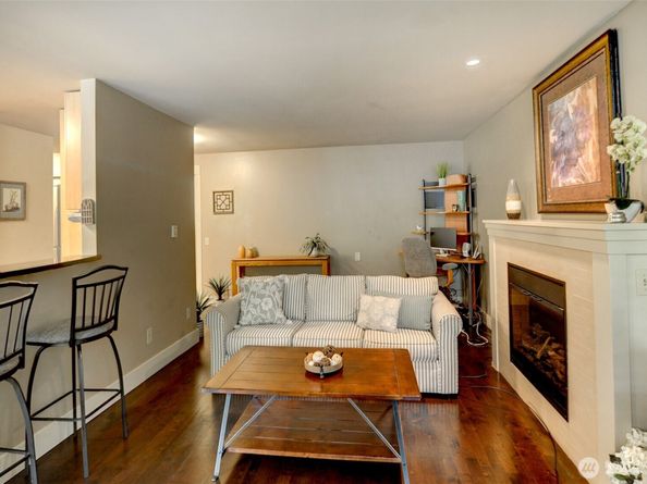 23015 Edmonds Way A103, Edmonds WA 98020