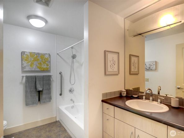 23015 Edmonds Way A103, Edmonds WA 98020