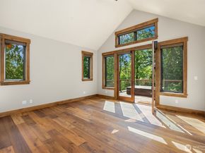 9721 NE Charisma Circle, Bainbridge Island WA 98110