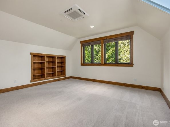 9721 NE Charisma Circle, Bainbridge Island WA 98110