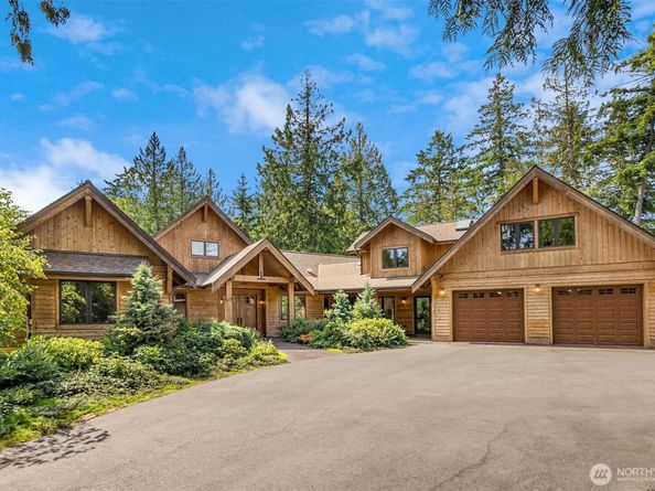 9721 NE Charisma Circle, Bainbridge Island WA 98110