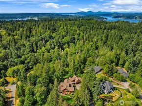 9721 NE Charisma Circle, Bainbridge Island WA 98110