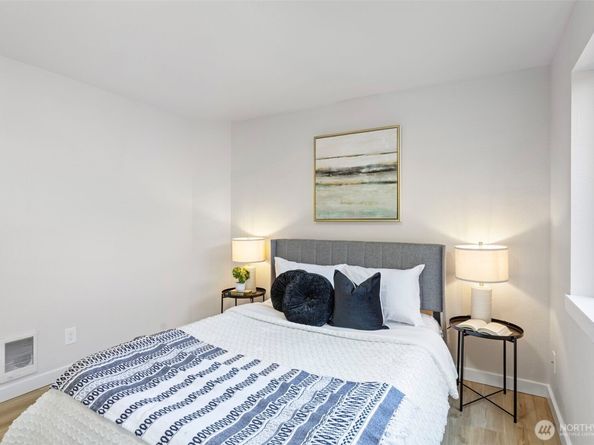 14026 Wallingford Avenue N, Seattle WA 98133