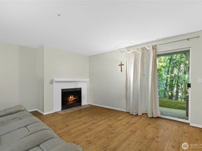 19230 Forest Park Drive NE C110, Seattle WA 98155