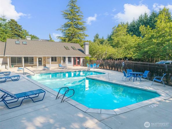 19230 Forest Park Drive NE C110, Seattle WA 98155