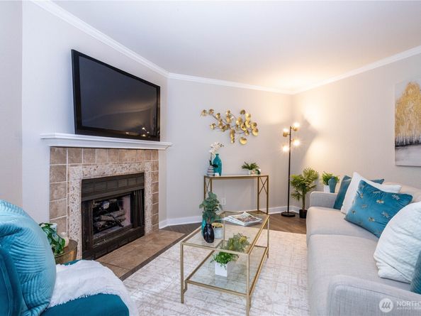 12040 100th Avenue NE J102, Kirkland WA 98034
