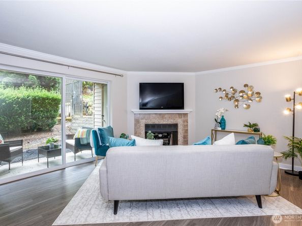 12040 100th Avenue NE J102, Kirkland WA 98034