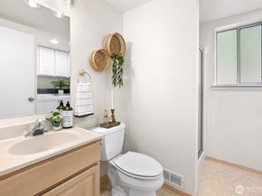 20823 14th Place W, Lynnwood WA 98036