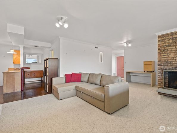 9217 46th Avenue W, Mukilteo WA 98275