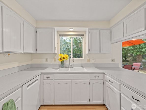 9217 46th Avenue W, Mukilteo WA 98275
