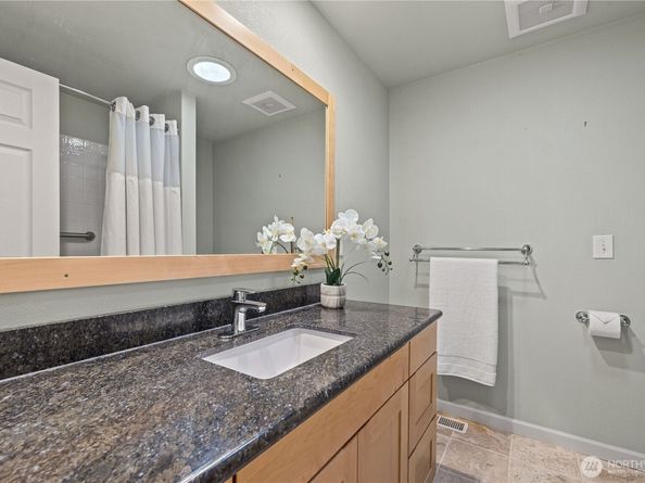 9217 46th Avenue W, Mukilteo WA 98275