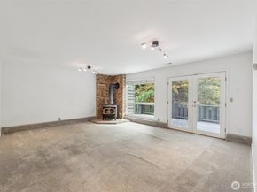 330 221st Street SE, Bothell WA 98021