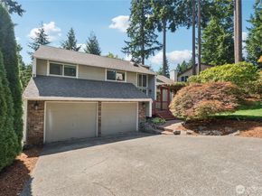 330 221st Street SE, Bothell WA 98021