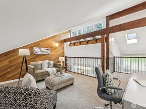 330 221st Street SE, Bothell WA 98021