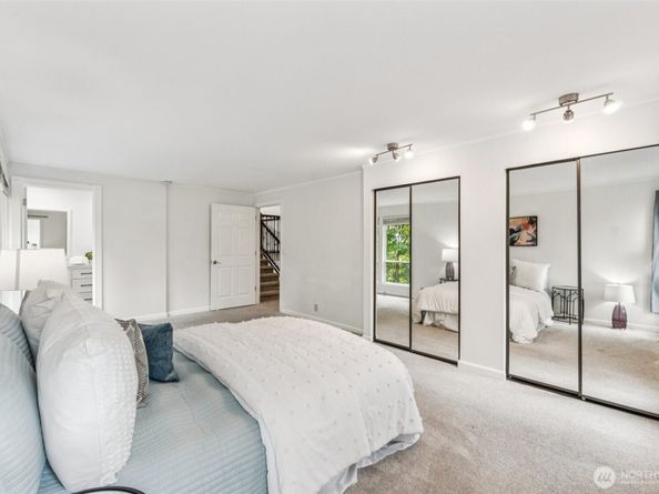 330 221st Street SE, Bothell WA 98021